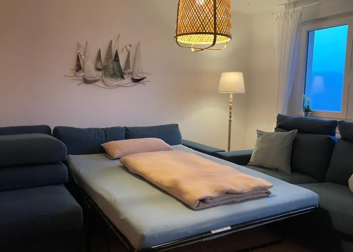 アパート Gemuetliche Gaestewohnung, Zentral, Mit Blick In エネペータール